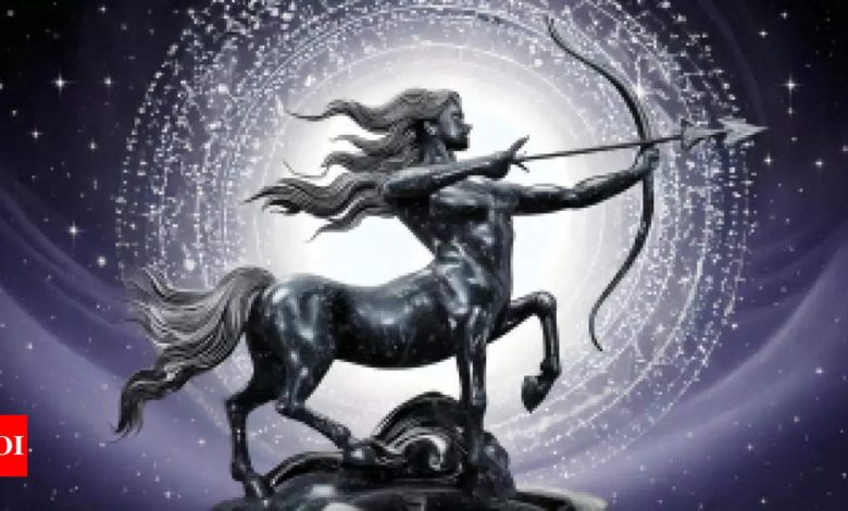 Impact of Saturn in Pisces on Dhanu Arohi (Lagna): Financial stability improves Impact of Saturn in Pisces on Dhanu Arohi (Lagna): Financial stability improves