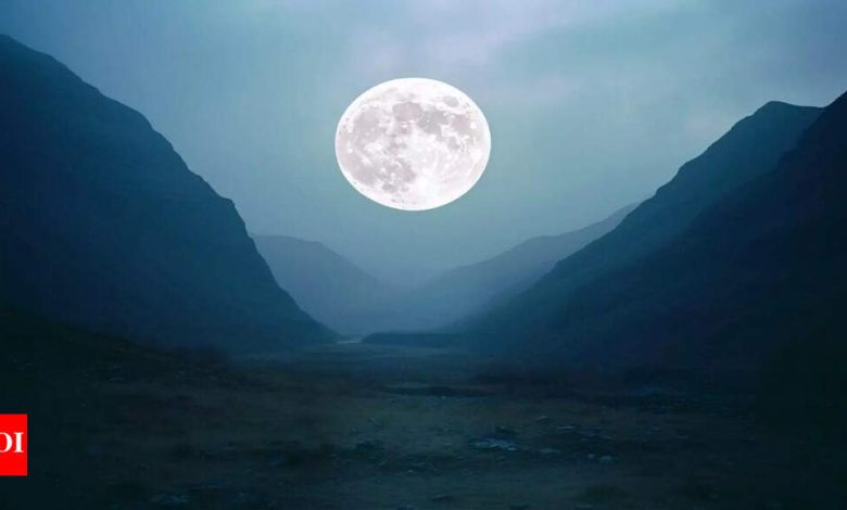 April Pink Moon 2025: How to see date, time and April full moon? April Pink Moon 2025: How to see date, time and April full moon?
