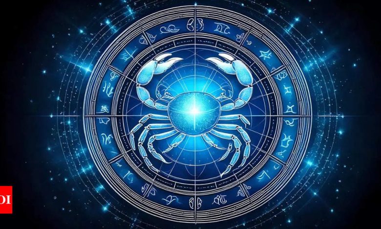 Cancer, weekly horoscope, 13 April to 19 April 2025: Emotional rejuvenation, family support, and vigilant financial moves Cancer, weekly horoscope, 13 April to 19 April 2025: Emotional rejuvenation, family support, and vigilant financial moves