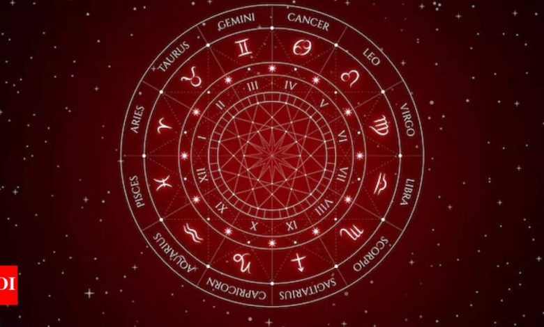 Love horoscope today, May 18, 2025: What do you say about your love life Love horoscope today, May 18, 2025: What do you say about your love life