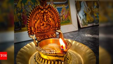 Apara Ekadashi 2025: Worship the Vamana avatar and seek the blessings of Lord Vishnu on Apara Ekadashi.