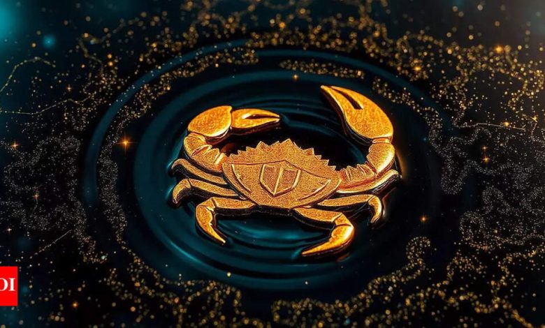 Cancer Monthly Moon Sign prediction, June 2025: spending time with friends will promote your mood