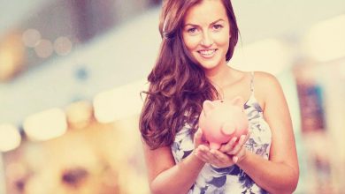 These zodiac signs choose money on romance