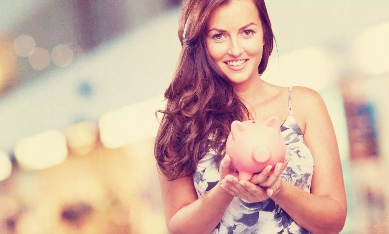 These zodiac signs choose money on romance These zodiac signs choose money on romance