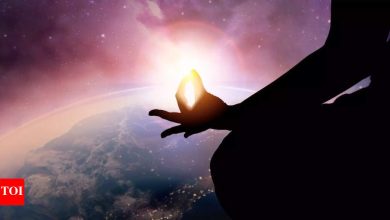 Zodiac Chakra signs that are born with a gift of reading energy.